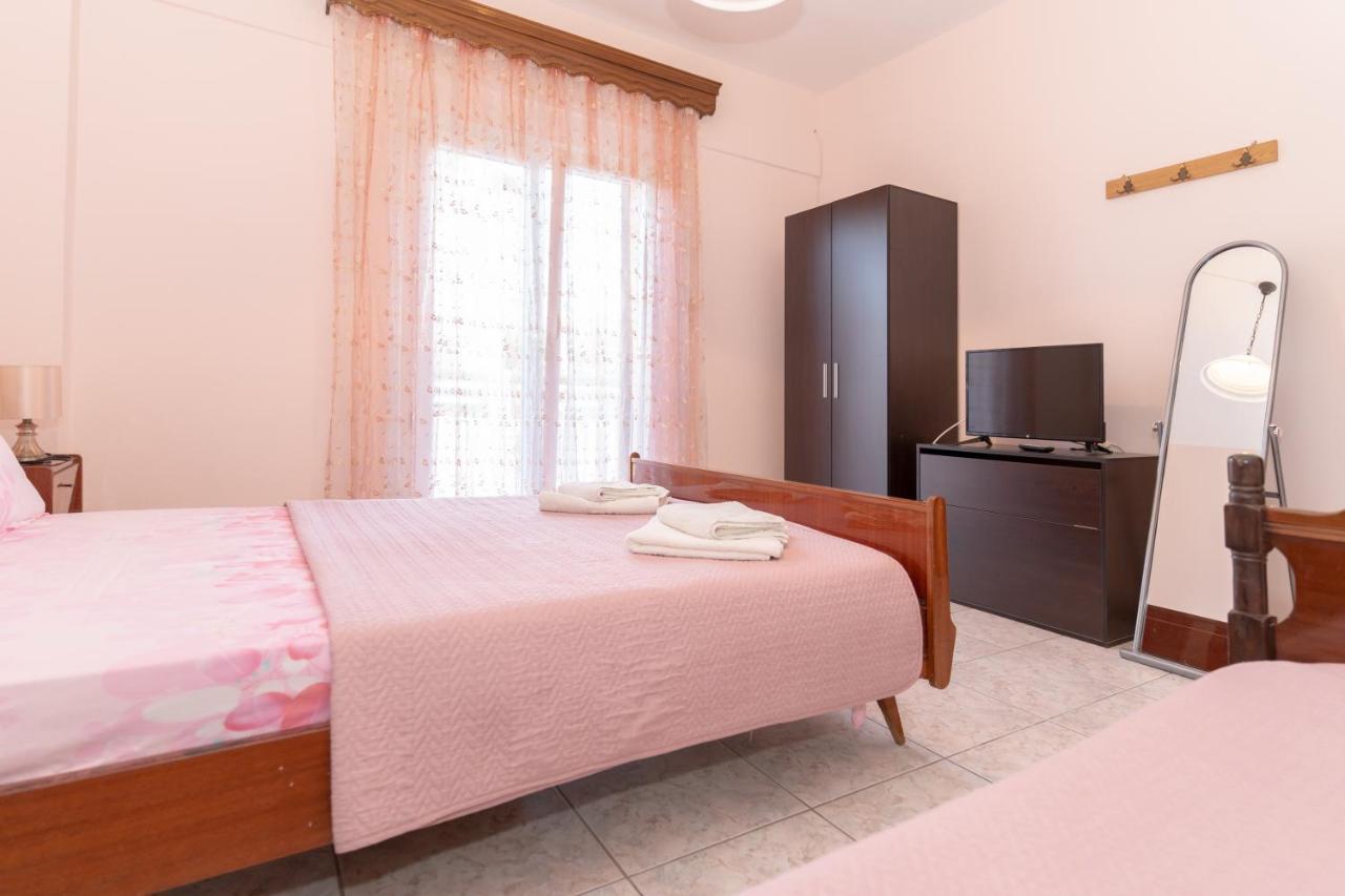 Vicky Guesthouse Ставрос Екстериор снимка